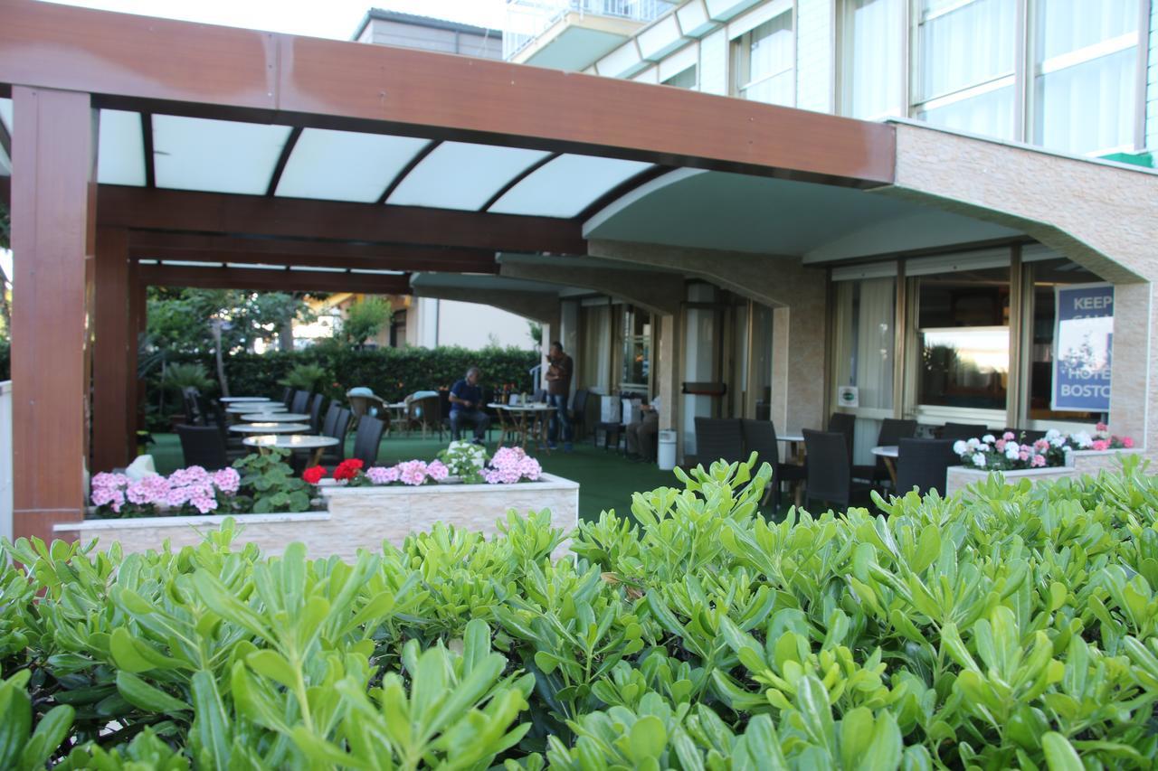 Hotel Boston Alba Adriatica Luaran gambar