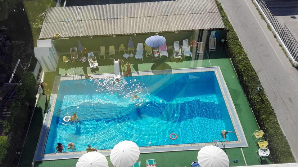 Hotel Boston Alba Adriatica Luaran gambar